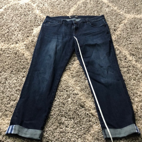 KUT  from the Kloth Cathrine Boyfriend Jeans - Picture 4 of 8